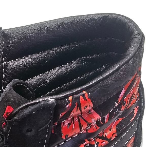Vans Black & Red Stranger Things Friends Don't Lie Demogorgon Sk-8 Hi Sneakers - Picture 9 of 10
